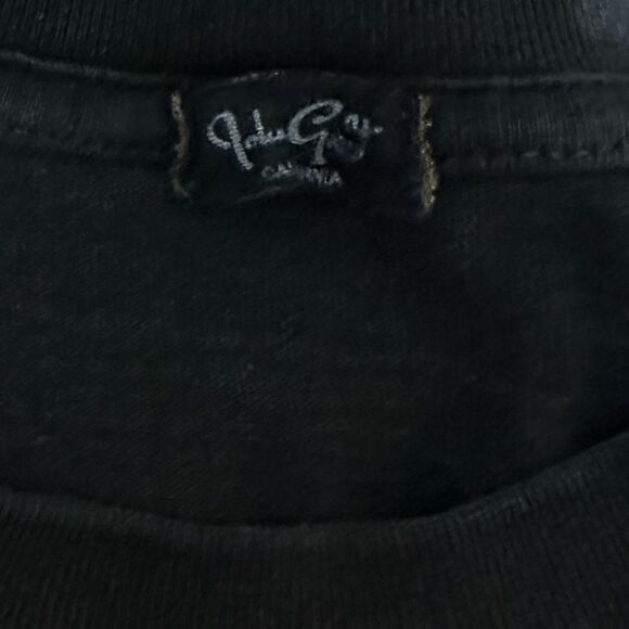 John Galt PacSun Black Brooklyn Graphic Grunge Thick Cropped Raw Hem Tee Shirt - Picture 7 of 7